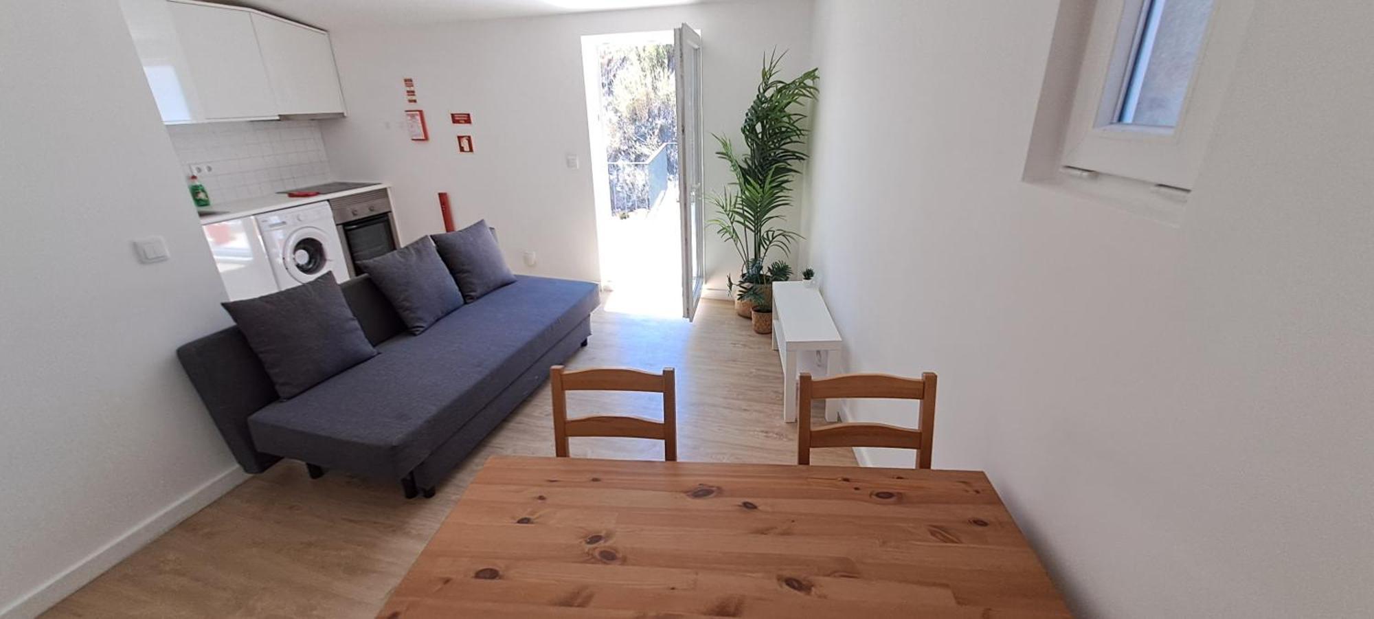 Serafina 3rd Floor 2br With Swimingpool And Terrace Apartment Lisbon