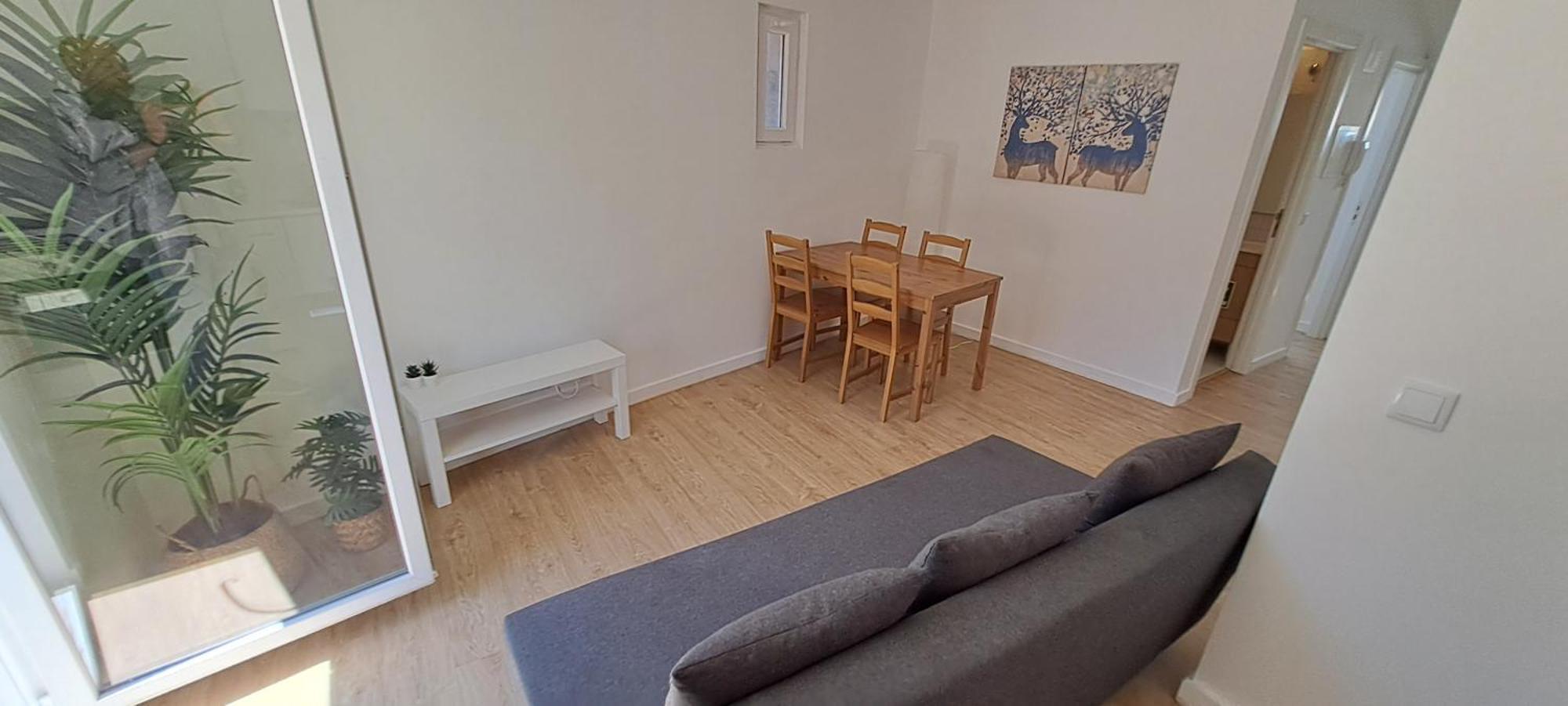 Serafina 3rd Floor 2br With Swimingpool And Terrace Lisbon
